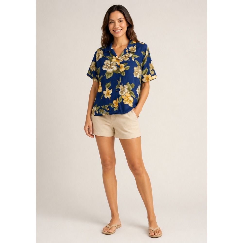 Young Hawaii by IOLANI Button Front Shirt Womens XL Blue Floral‎ Rayon
